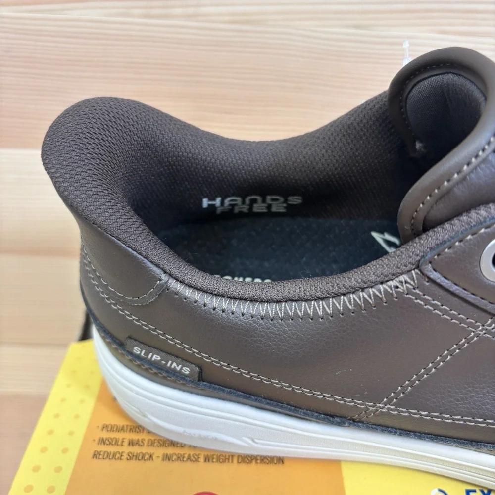 Skechers Arch Fit Arcade Mens Size 10 Chocolate Hands Free Shoes Sneakers